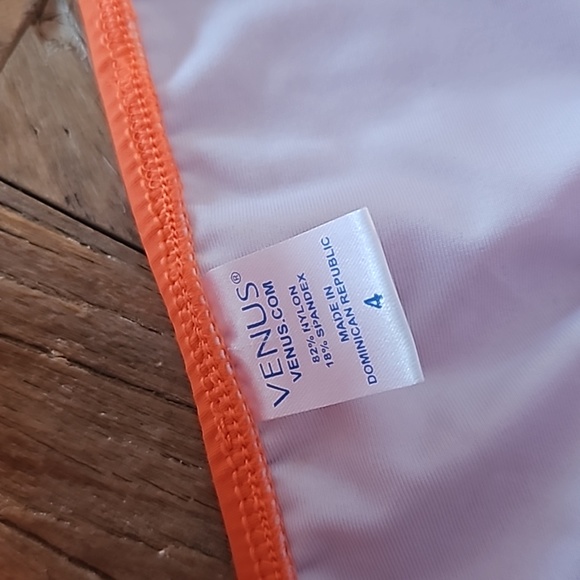 VENUS monikini bathing suit, 4 small - Picture 2 of 5